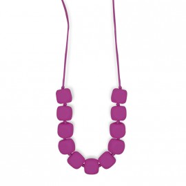 Collar de lactancia rojo violeta con cuentas cuadradas